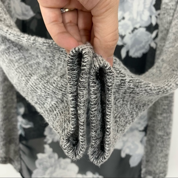 IZ Byer Static Gray Floral Print Sheer Panel High Low Thin Sweater Size XS - Picture 9 of 16